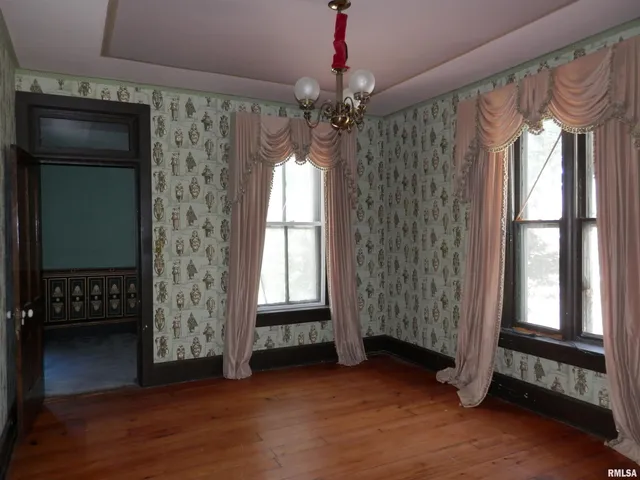 $134,900 | 310 East Broadway, Monmouth, IL 61462