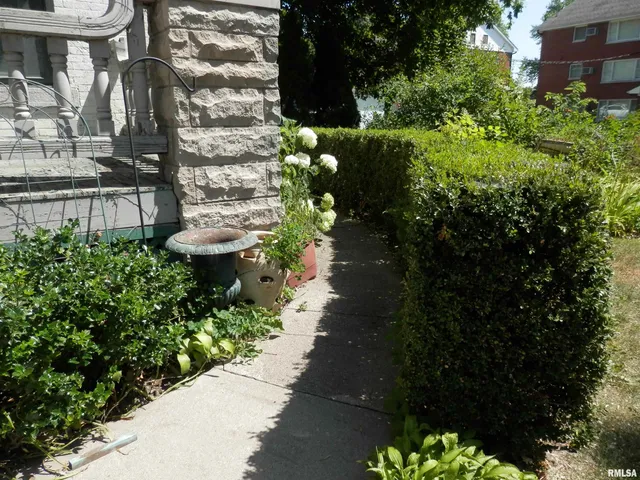 $134,900 | 310 East Broadway, Monmouth, IL 61462