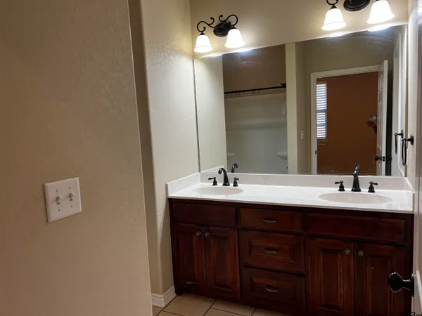 $1,795 | 112 Letha Court, Tyler, TX 75702