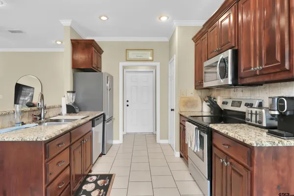 $1,795 | 112 Letha Court, Tyler, TX 75702