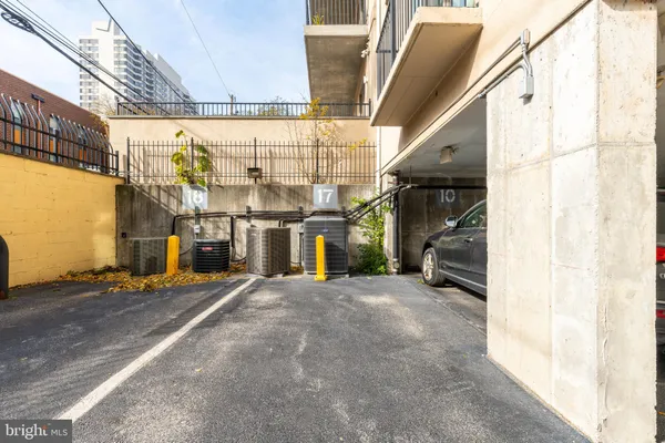 $749,000 | 1910 Spring Garden Street, Unit 1, Philadelphia, PA 19130