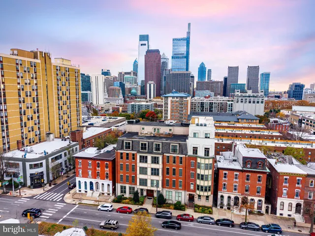 a picture of city view