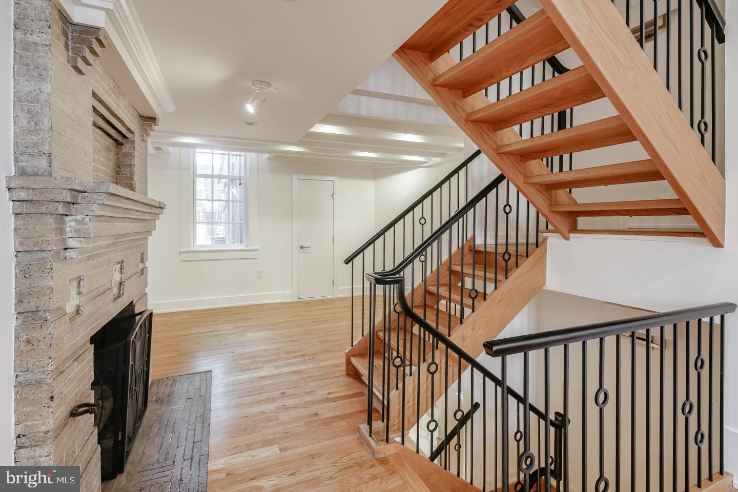 1508 Pine Street, Unit A Philadelphia, PA 19102 - Photo 12 of 23