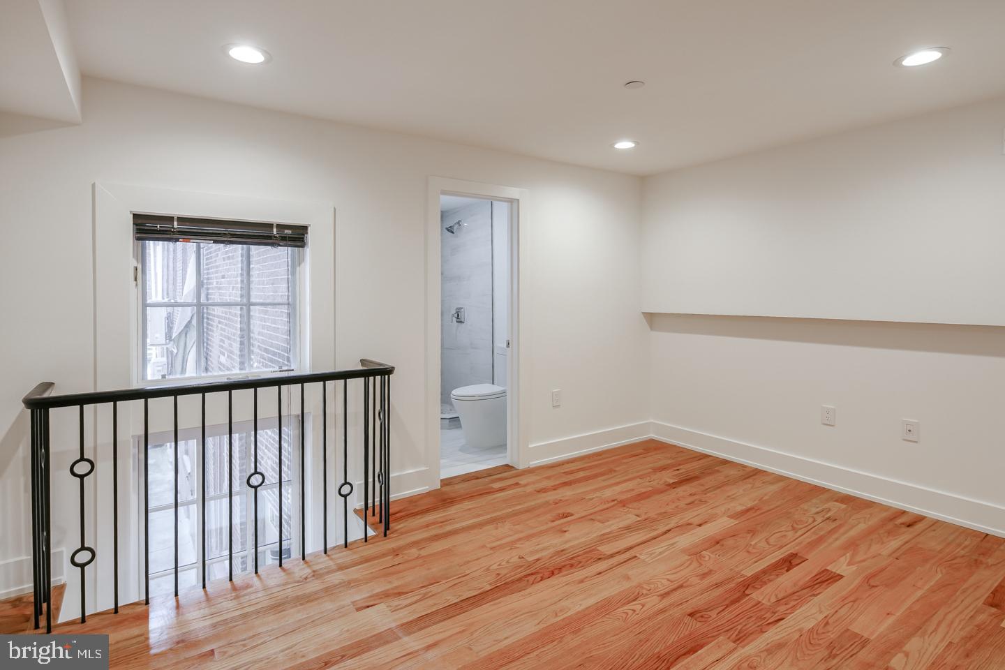 1508 Pine Street, Unit A Philadelphia, PA 19102 - Photo 18 of 23