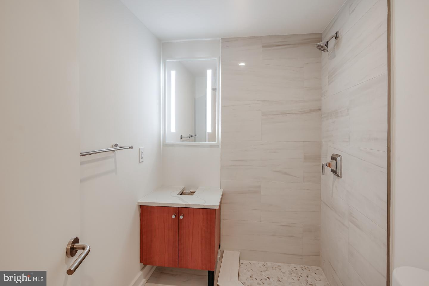 1508 Pine Street, Unit A Philadelphia, PA 19102 - Photo 19 of 23