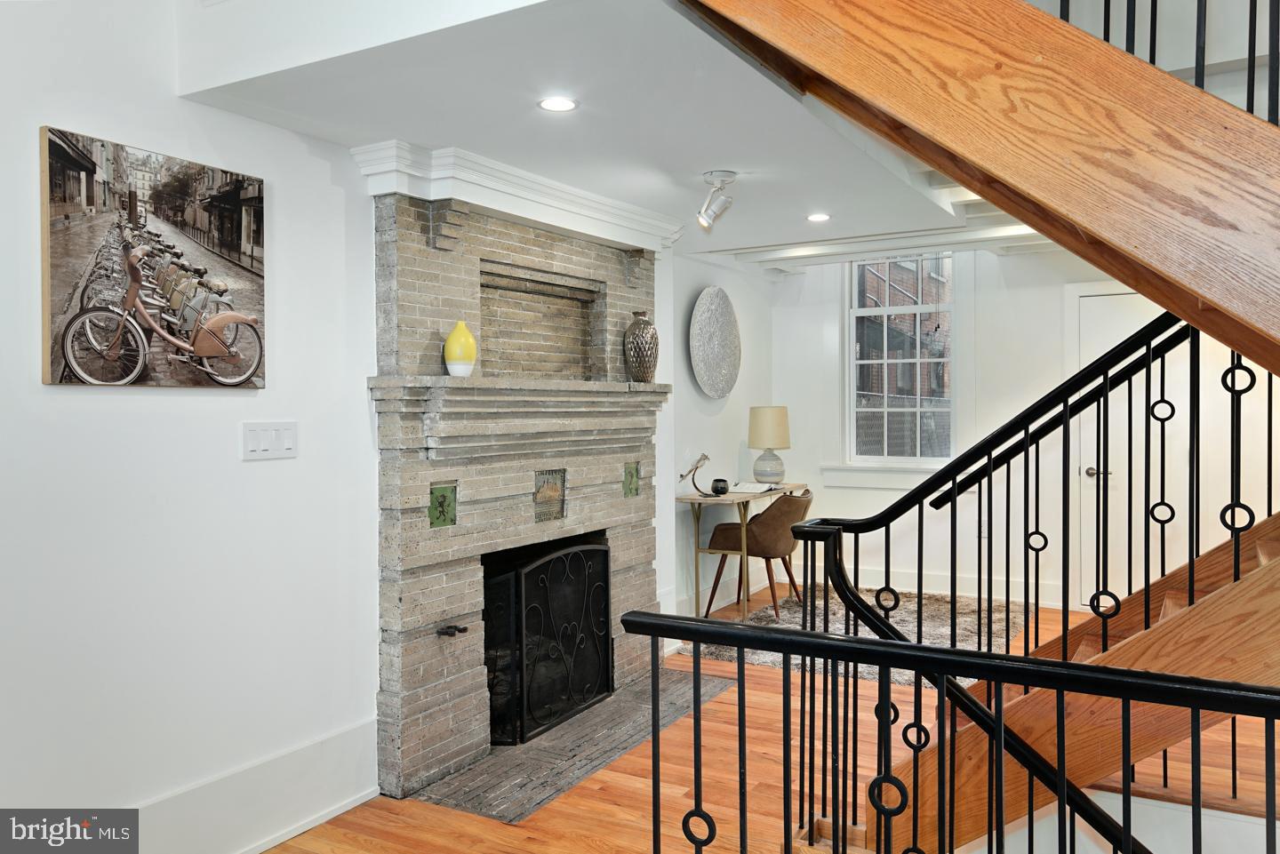 1508 Pine Street, Unit A Philadelphia, PA 19102 - Photo 5 of 23
