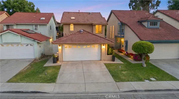 $655,999 | 700 West Almond Street, Compton, CA 90220