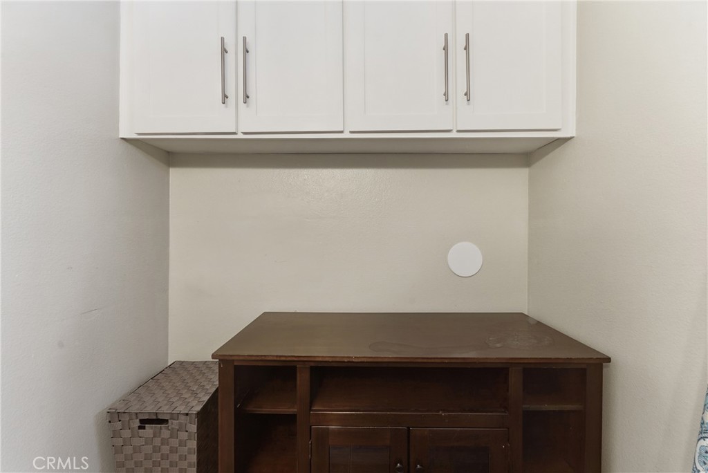 700 West Almond Street Compton, CA 90220 - Photo 30 of 68 a view of kitchen