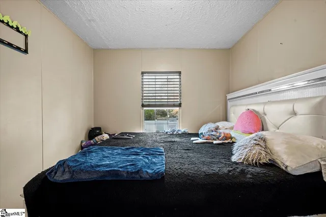 $240,000 | 219 Shady Acres Circle, Greenville, SC 29611