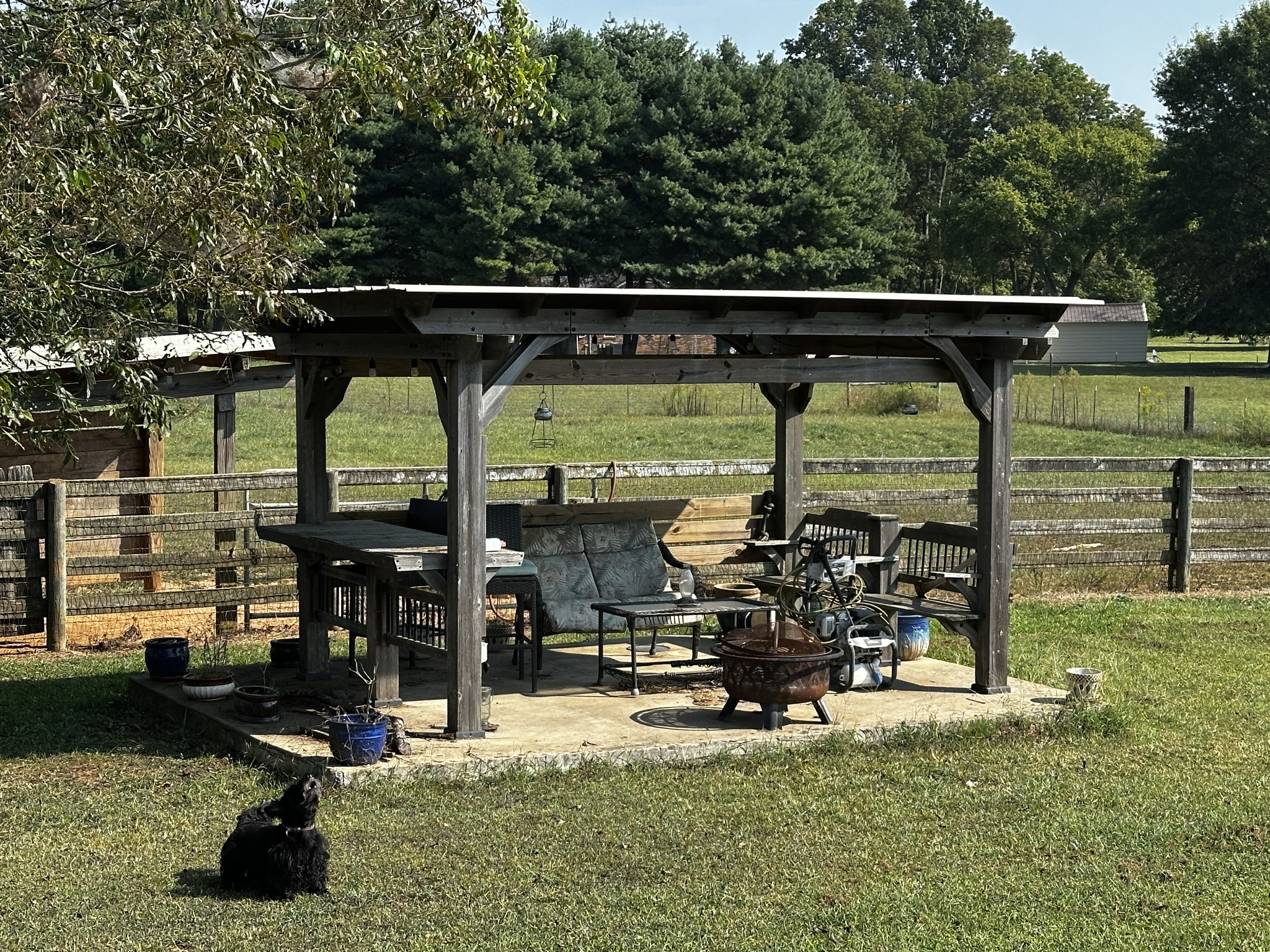 158 Big Springs Road Lawrenceburg, TN 38464 - Photo 47 of 54 an outdoor space with seating