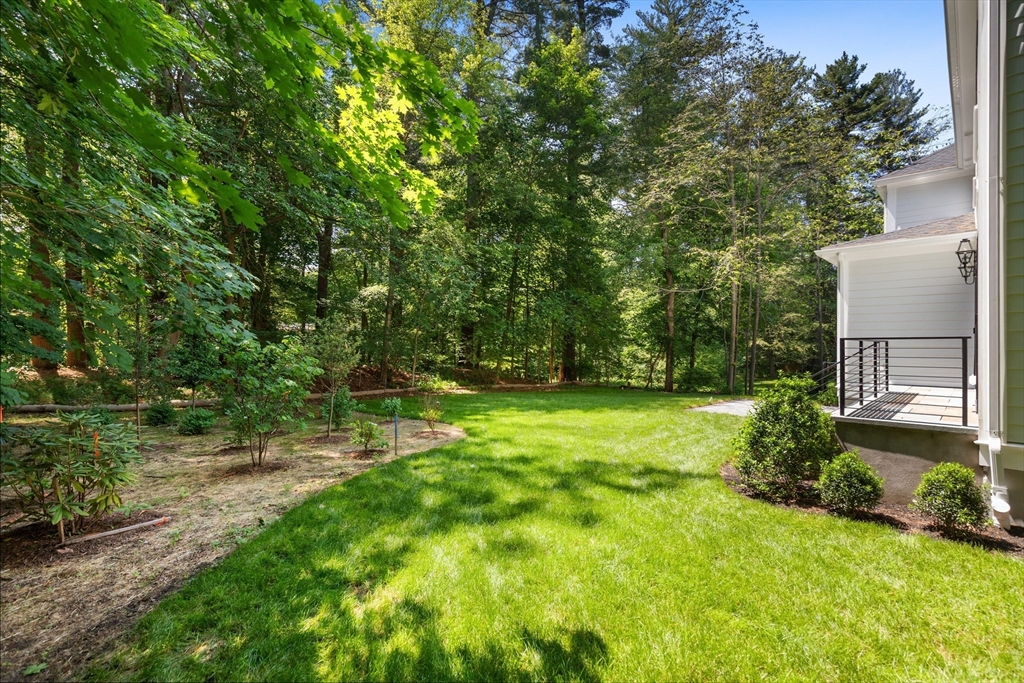 22 Constitution Road Lexington, MA 02421 - Photo 34 of 37