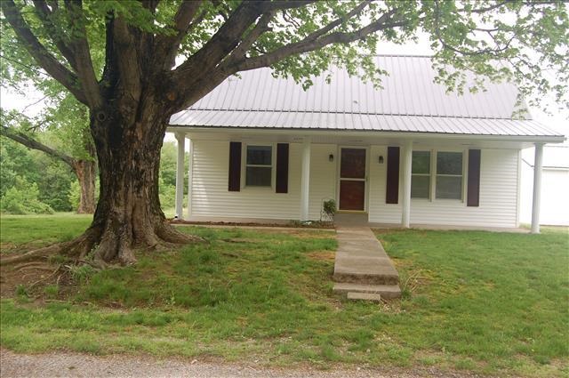 5377 Crowville Road Boonville, IN 47601 - Photo 2 of 30