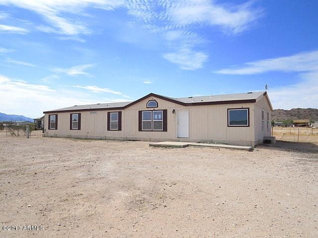 18721 West Rustler Road Buckeye, AZ 85326 - Photo 3 of 61 023-322741 - front right