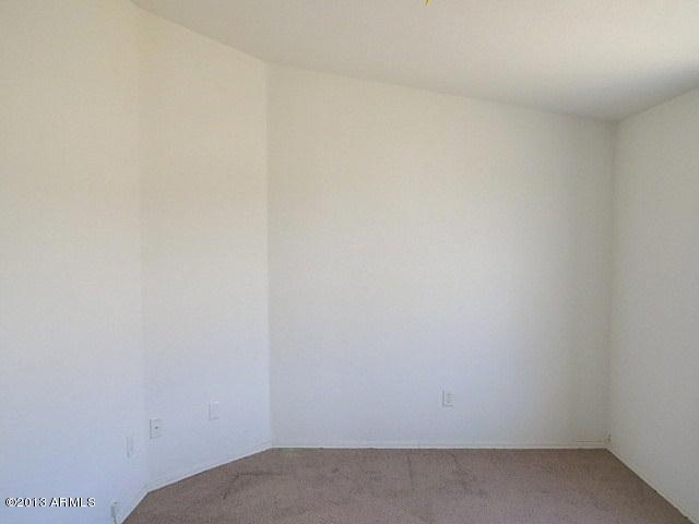 18721 West Rustler Road Buckeye, AZ 85326 - Photo 36 of 61 023-322741 - master bedroom sitting area