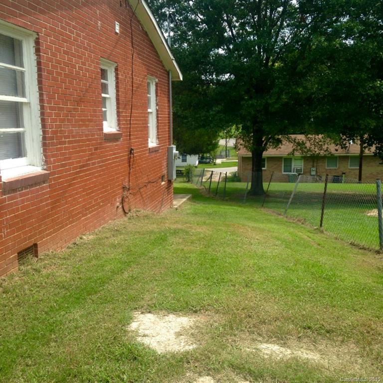 308 Dixon Road Lancaster, SC 29720 - Photo 8 of 15 Gallery Image 8