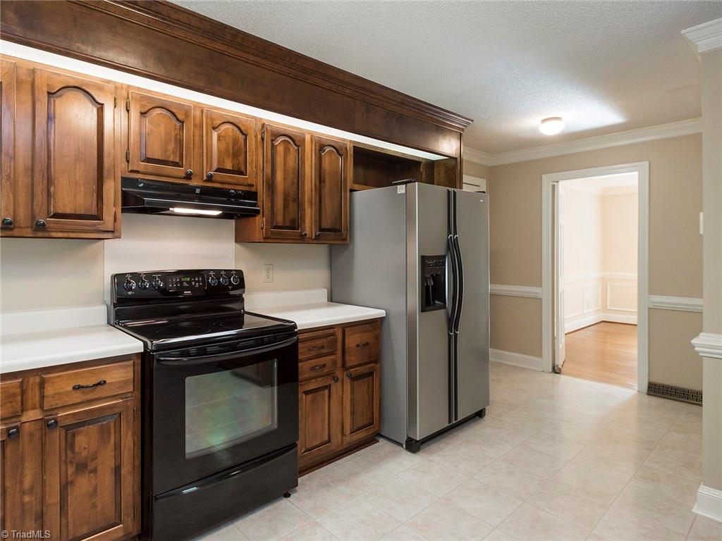4604 Charlottesville Road Greensboro, NC 27410 - Photo 8 of 30 Gallery Image 8