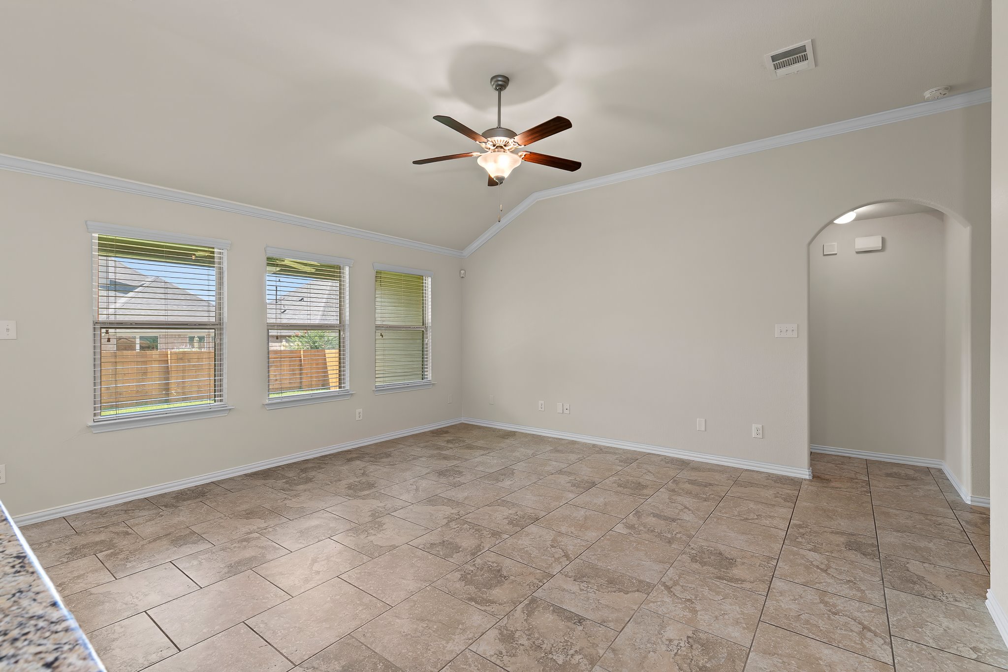 4517 Chestnut Meadows Bend Georgetown, TX 78626 - Photo 14 of 40