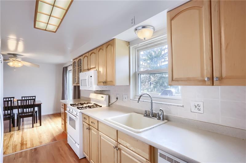 145 Williams Road Butler, PA 16001 - Photo 6 of 25 Gallery Image 6