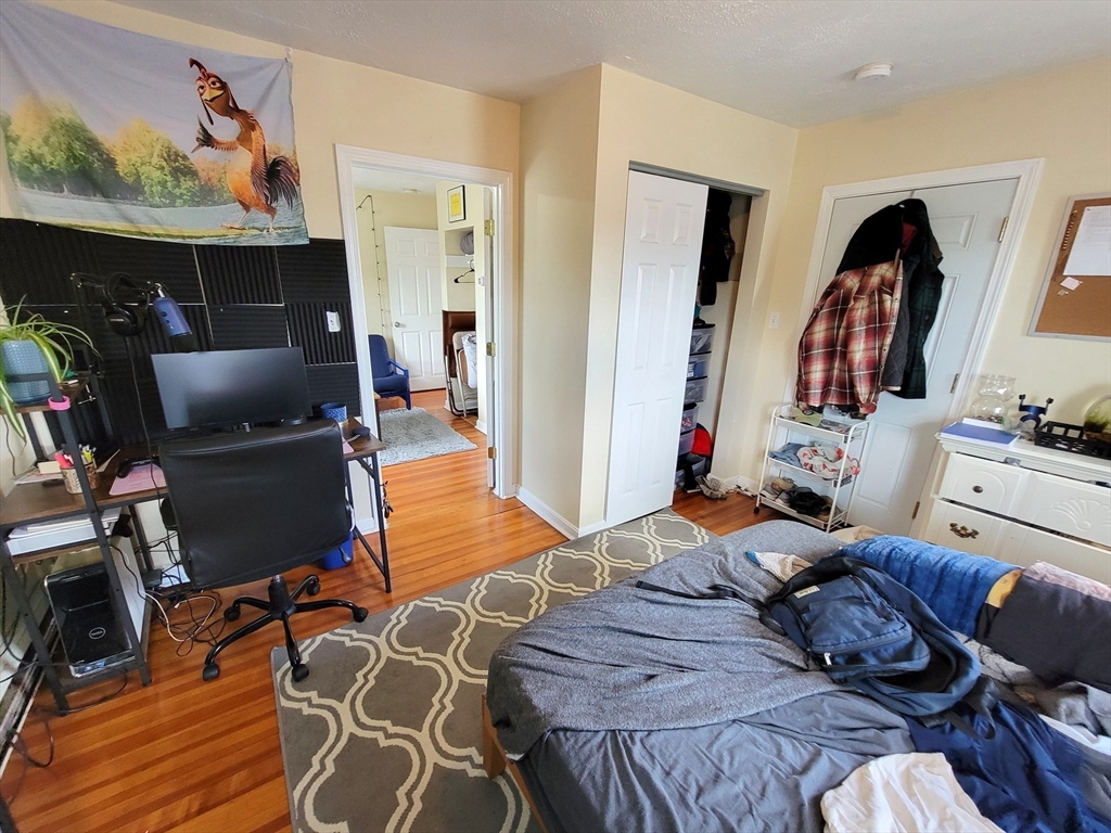 1096 North Shore Road, Unit 2 Revere, MA 02151 - Photo 2 of 7
