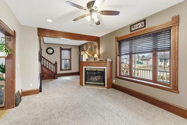 $233,900 | 136 1st Avenue West, Alden, MN 56009