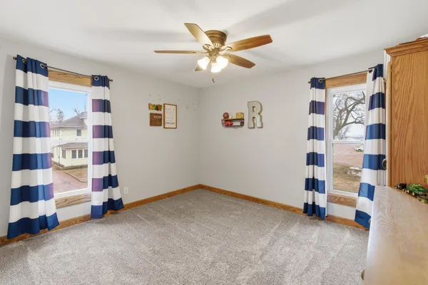 $233,900 | 136 1st Avenue West, Alden, MN 56009