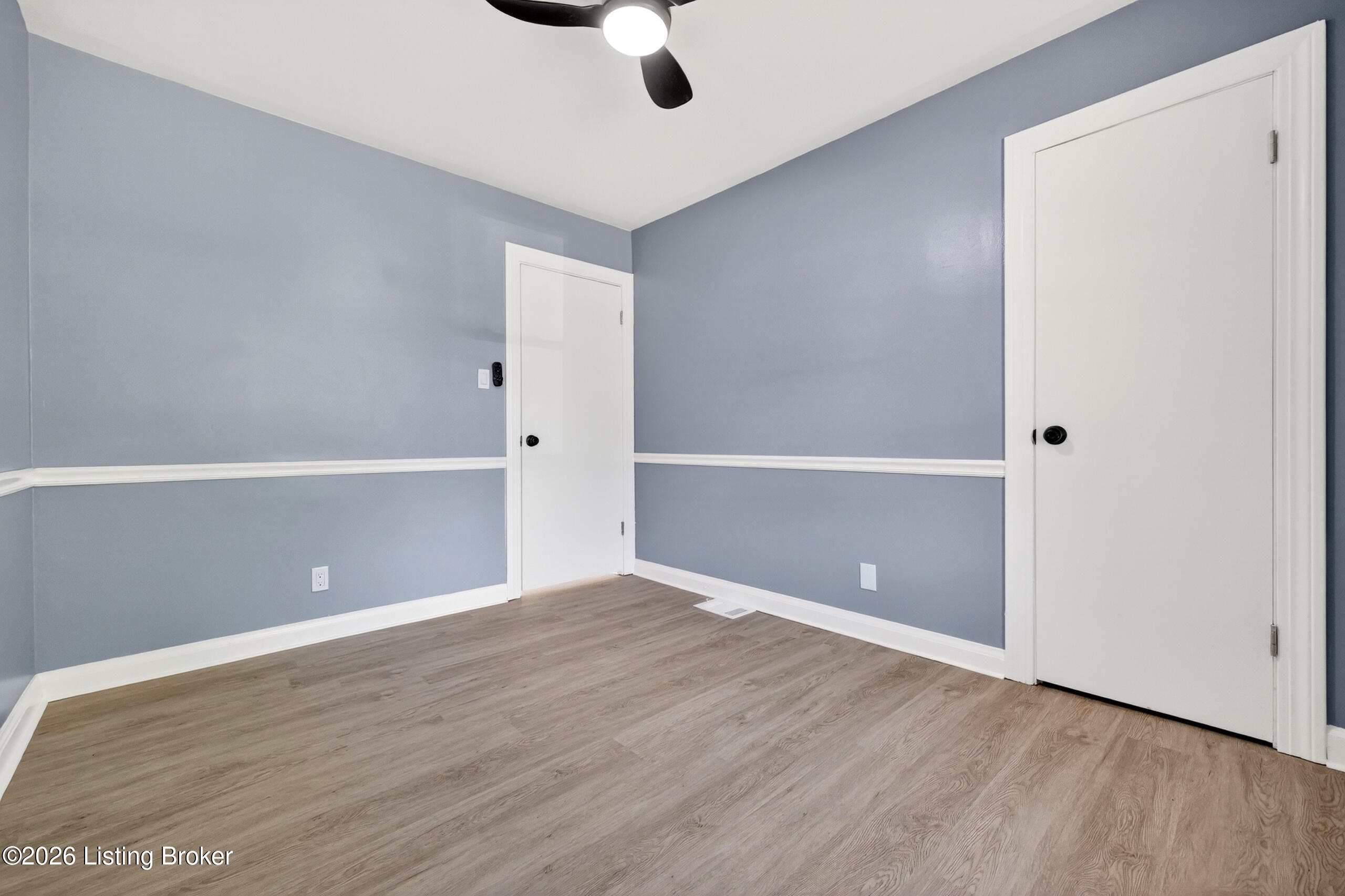 4514 Gordon Road Louisville, KY 40219 - Photo 34 of 38 H40A7806