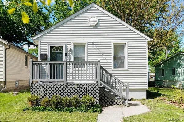 $1,750 | 1803 Channing Street, Ferndale, MI 48220