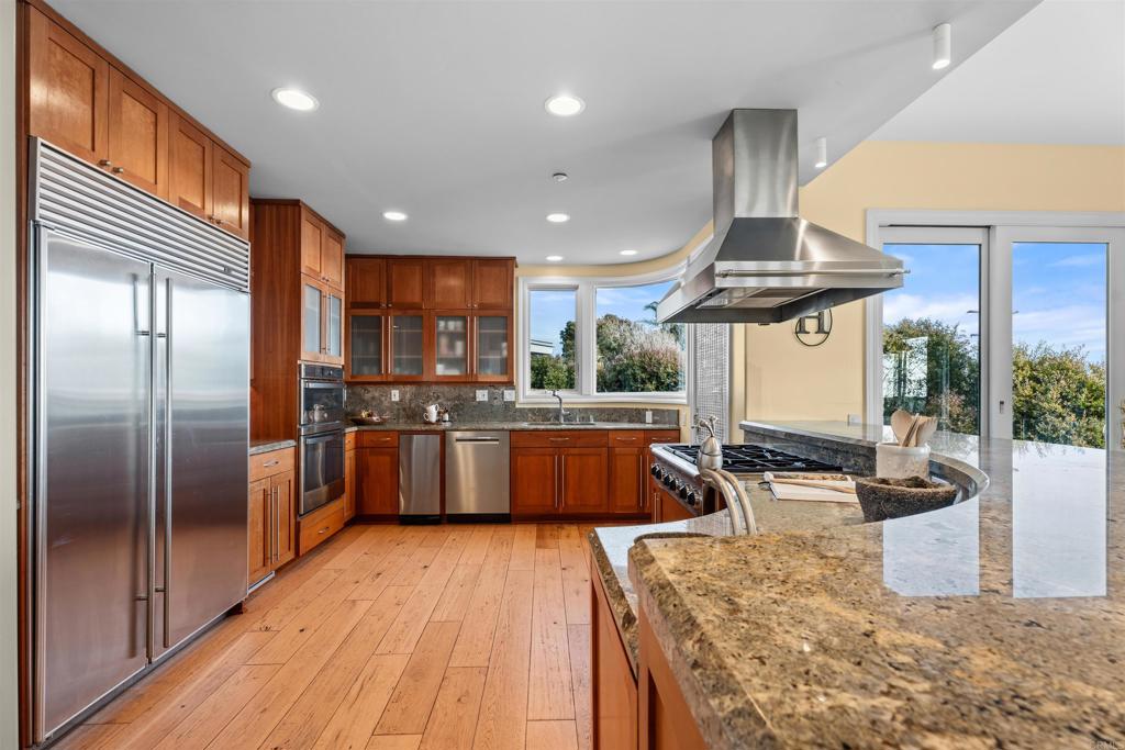 1477 Neptune Avenue Encinitas, CA 92024 - Photo 14 of 40