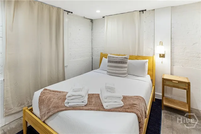 $1,050,000 | 1 East Gordon Street, Unit 1, Savannah, GA 31401