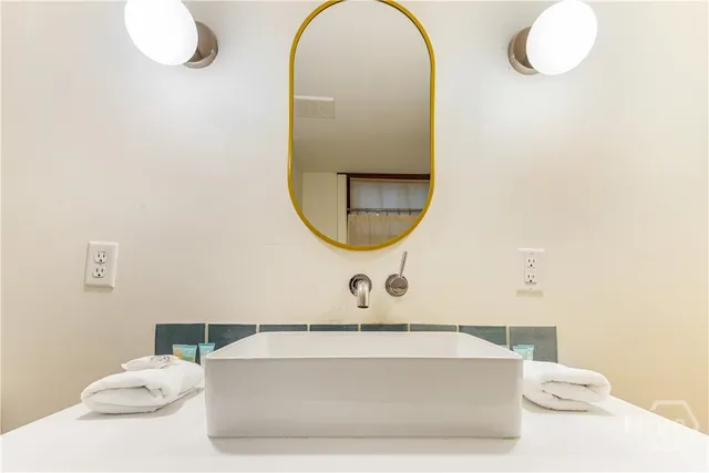 $1,050,000 | 1 East Gordon Street, Unit 1, Savannah, GA 31401