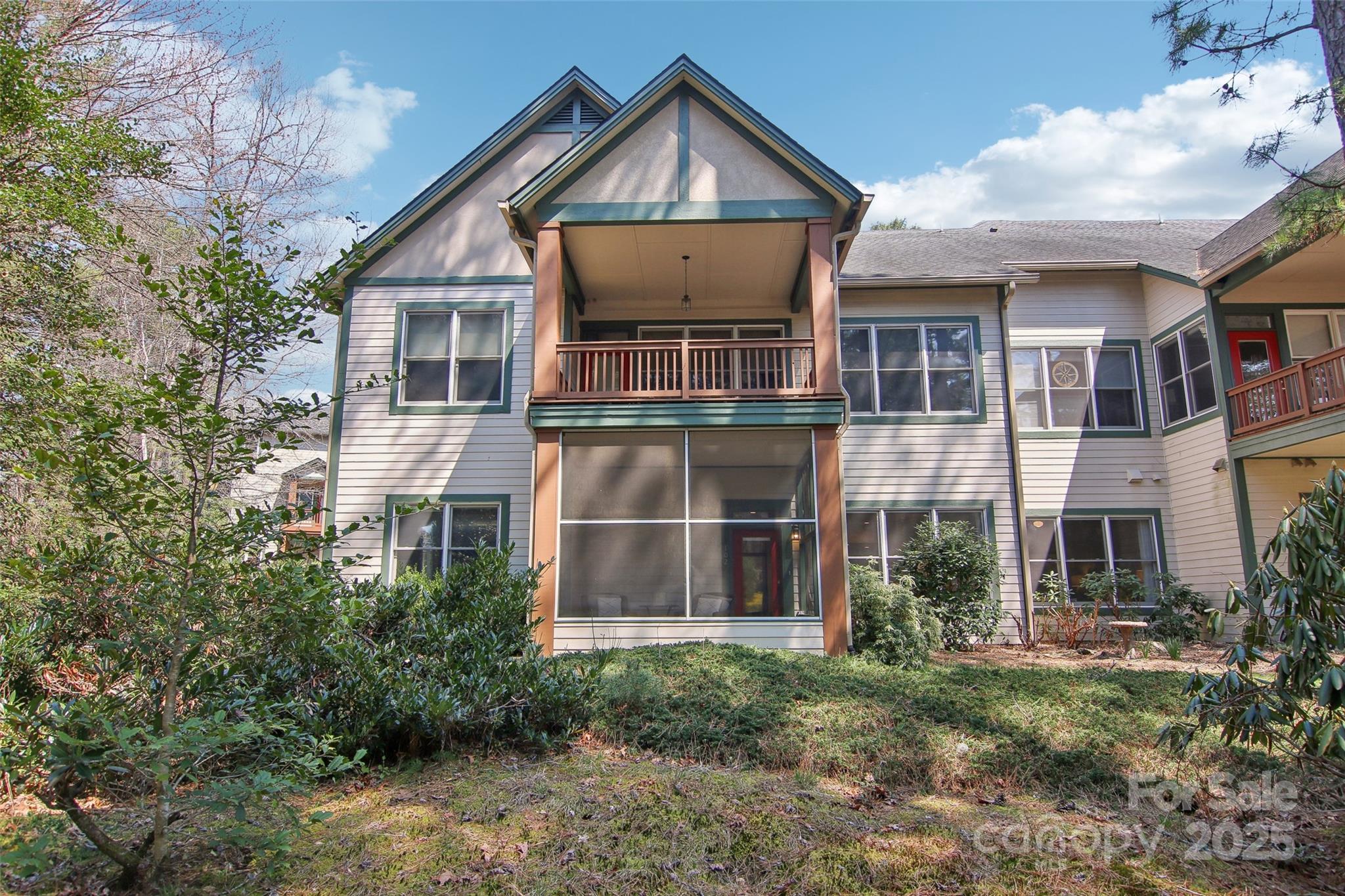 47 Ridgetop Circle, Unit 102 Brevard, NC 28712 - Photo 2 of 34 Gallery Image 2