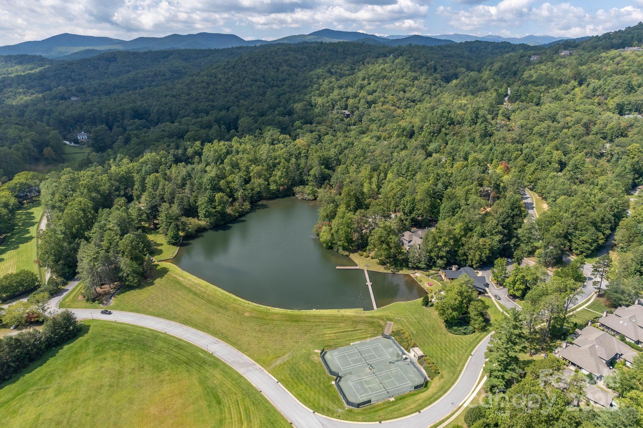 47 Ridgetop Circle, Unit 102 Brevard, NC 28712 - Photo 29 of 34 Gallery Image 29