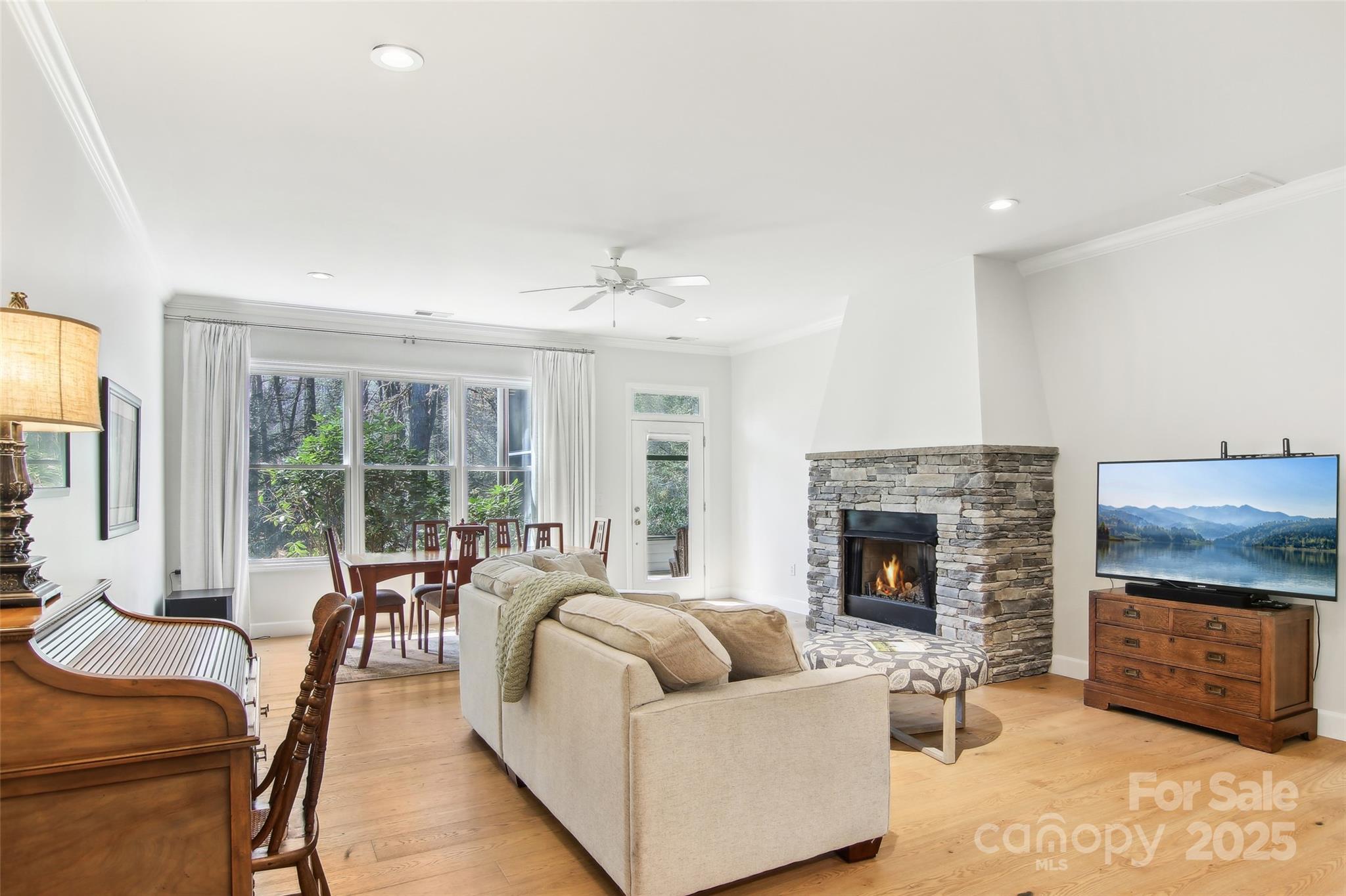 47 Ridgetop Circle, Unit 102 Brevard, NC 28712 - Photo 7 of 34 Gallery Image 7