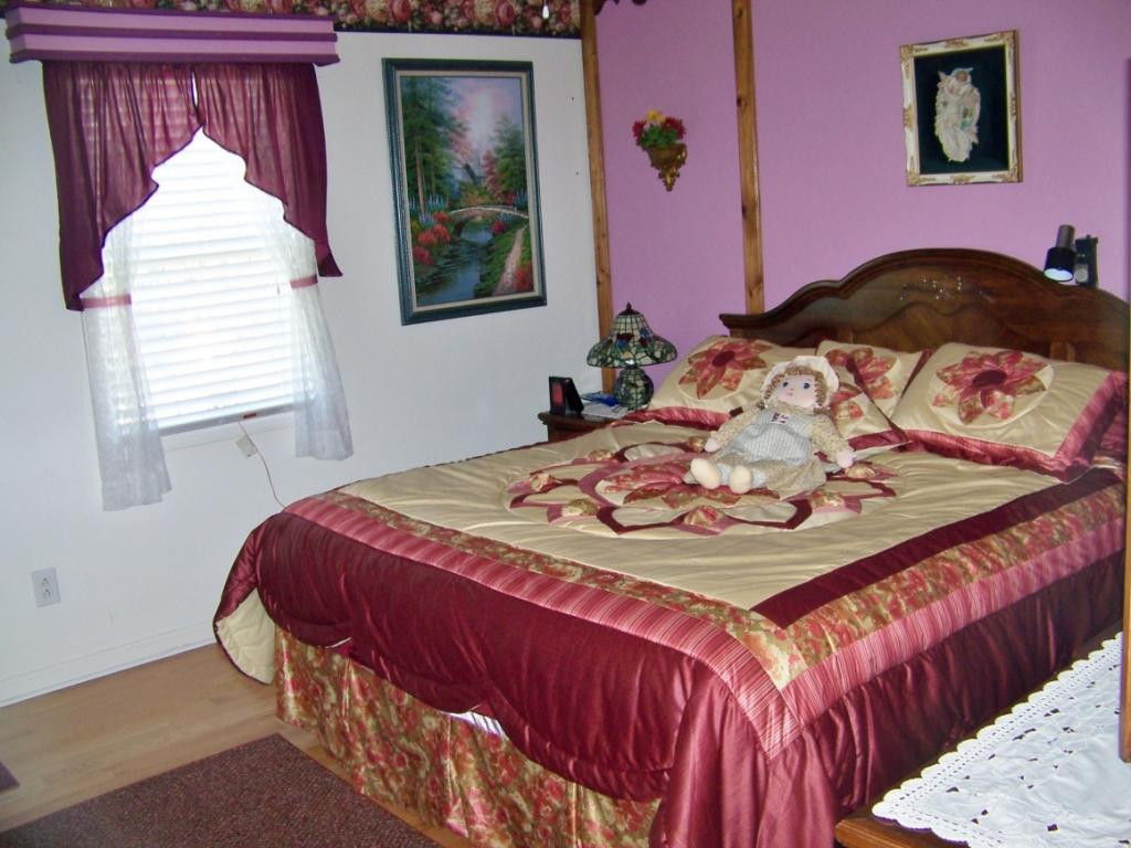 2517 Devault Bridge Road Piney Flats, TN 37686 - Photo 9 of 22 Bedroom One