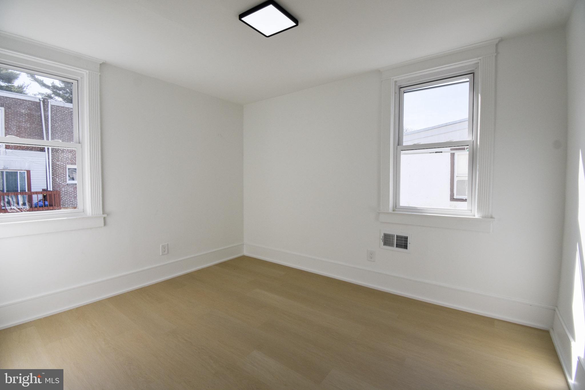 247 Heather Road Upper Darby, PA 19082 - Photo 20 of 26