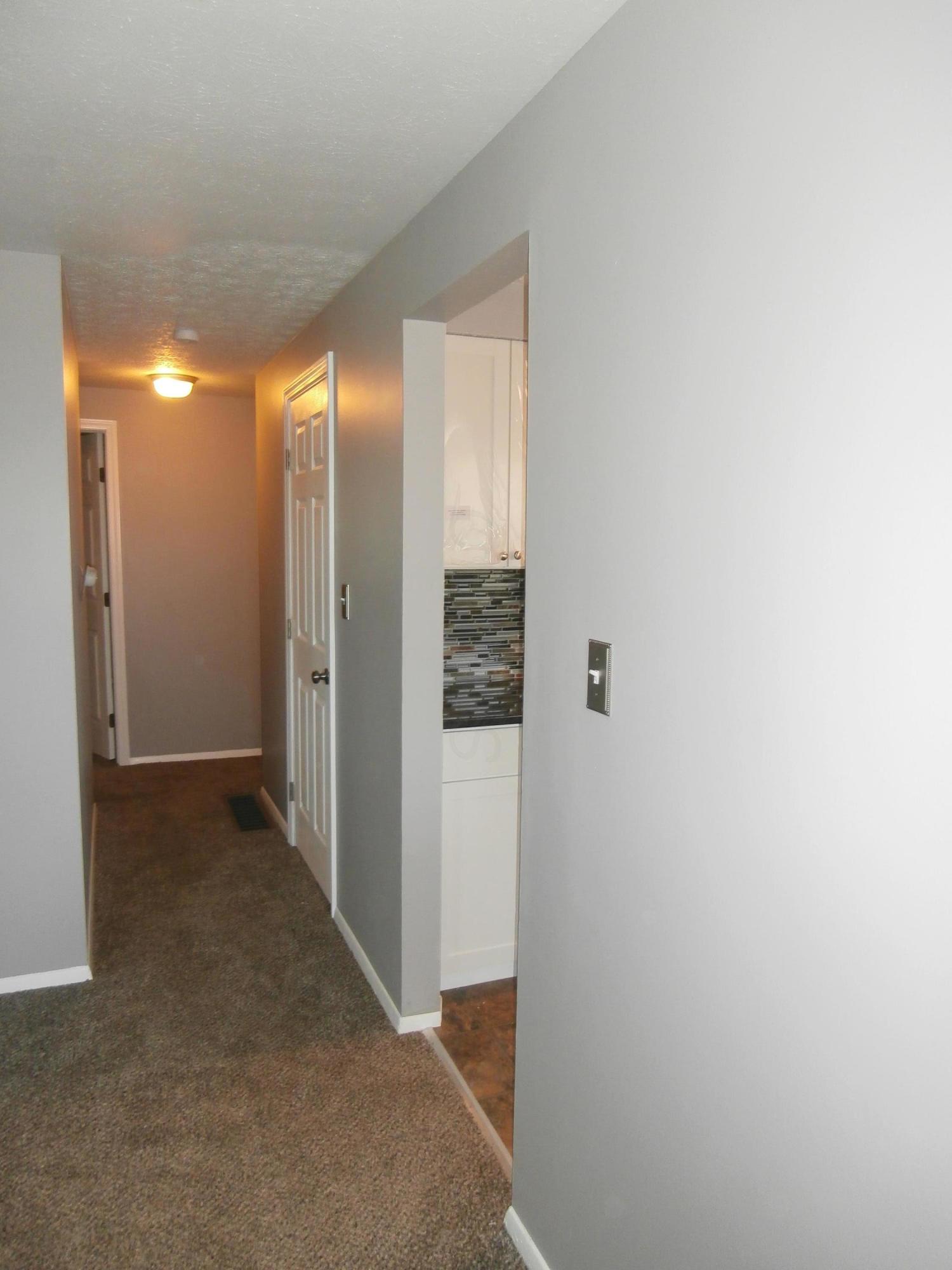 3470 Penfield Road Columbus, OH 43227 - Photo 11 of 24 Gallery Image 11