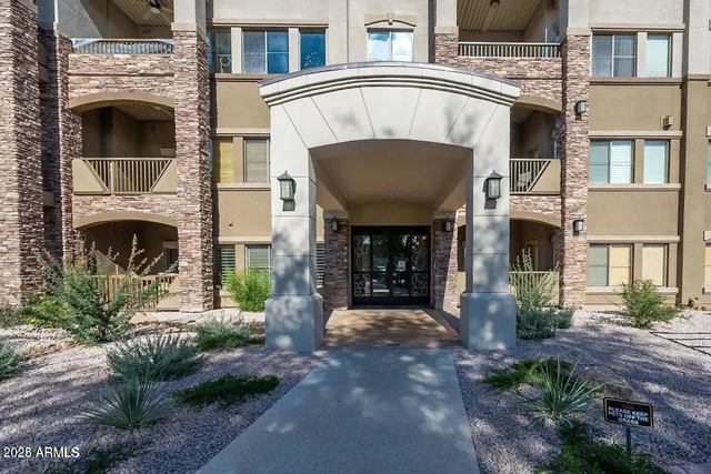 $425,000 | 5450 East Deer Valley Drive, Unit 3008, Phoenix, AZ 85054