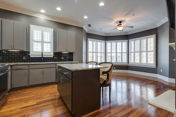 $3,900 | 4120 Ridgefield Drive, Unit 200, Nashville, TN 37205