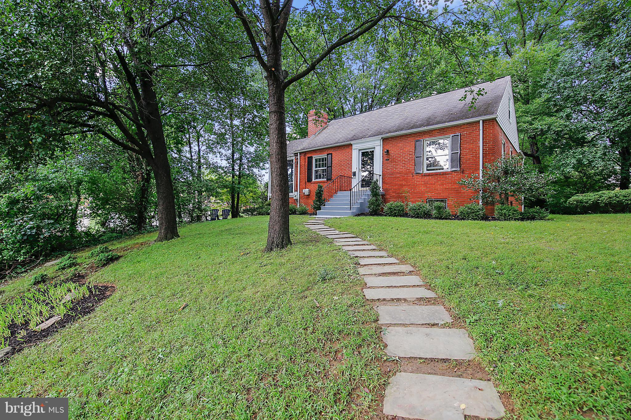 305 Wayne Place Silver Spring, MD 20910 - Photo 22 of 29 a front view of a house with yard