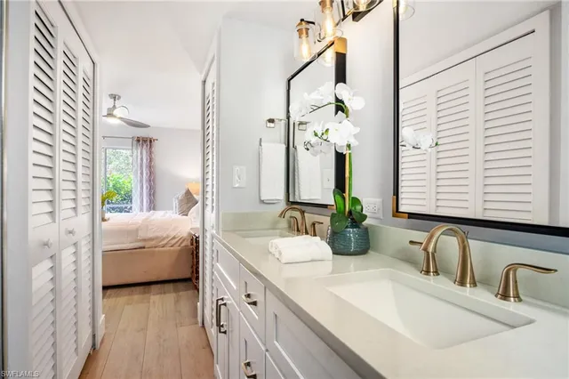 $3,200 | 1275 7th Avenue North, Unit 201, Naples, FL 34102