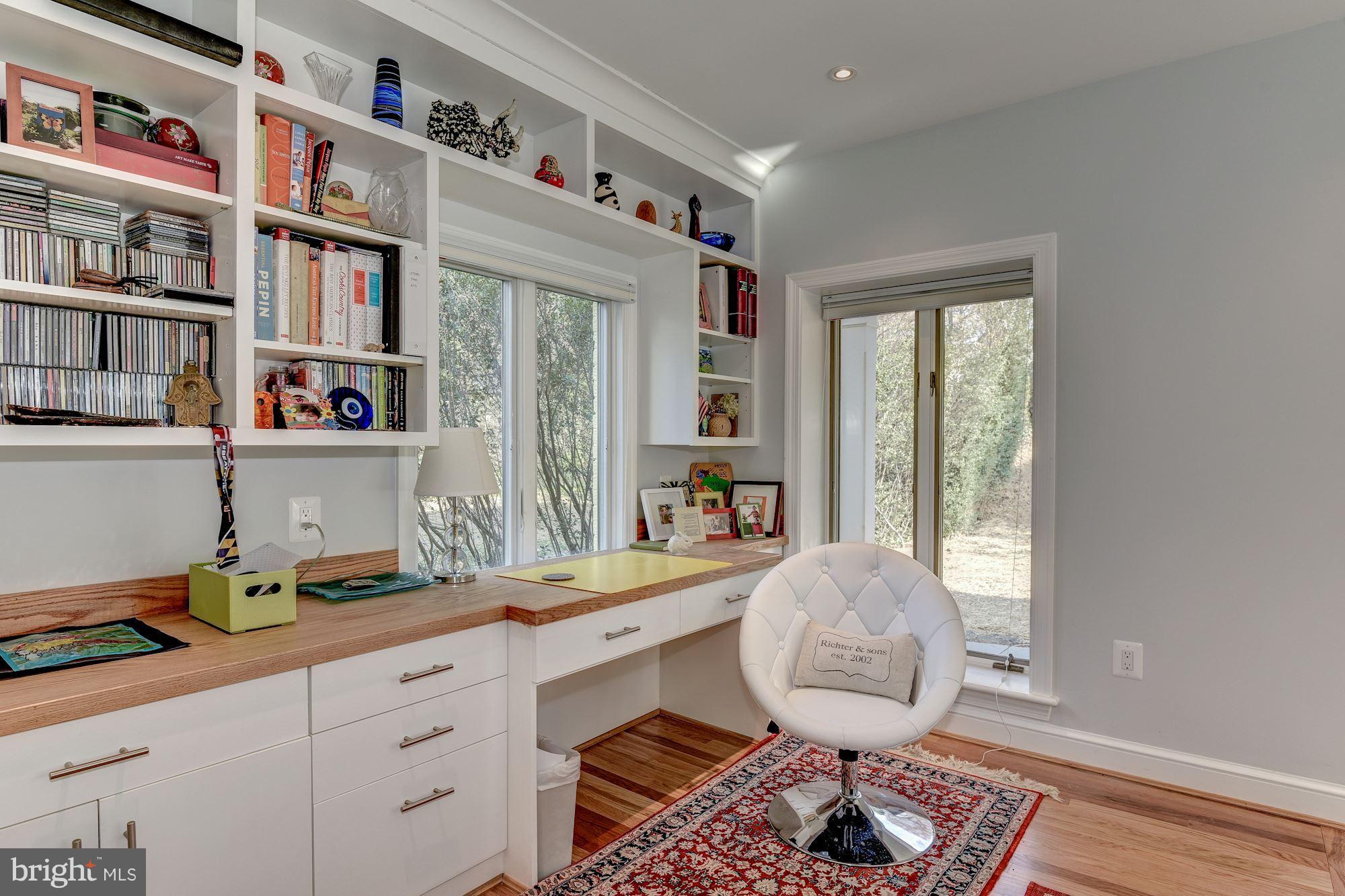 3735 Appleton Street Northwest Washington, DC 20016 - Photo 11 of 22 Family Room