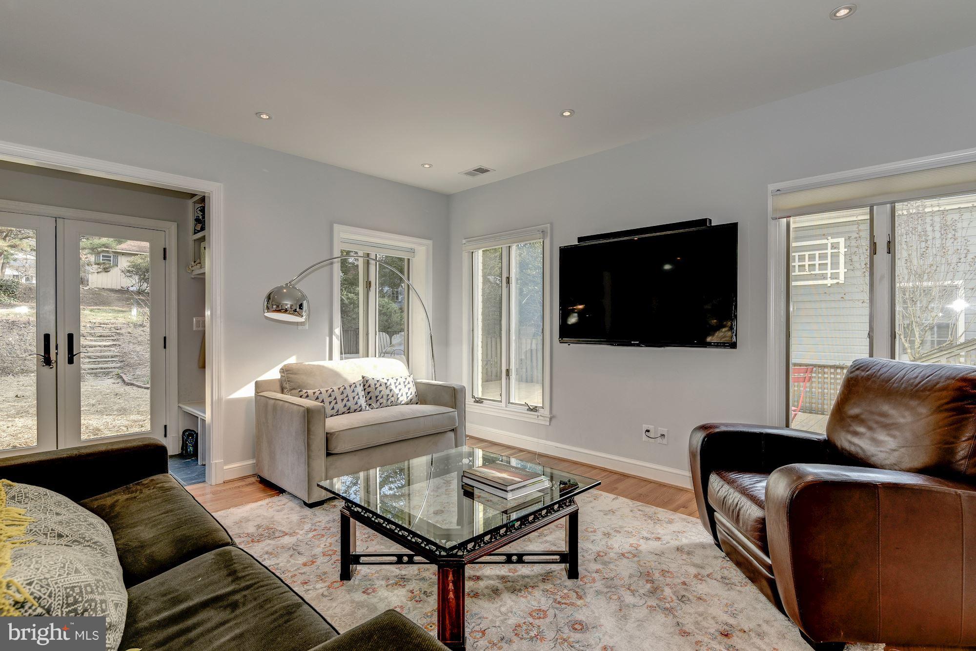 3735 Appleton Street Northwest Washington, DC 20016 - Photo 10 of 22 Family Room