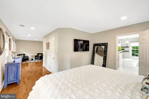 $1,500,000 | 1630 Lozano Drive, Vienna, VA 22182