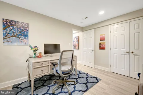 $1,500,000 | 1630 Lozano Drive, Vienna, VA 22182