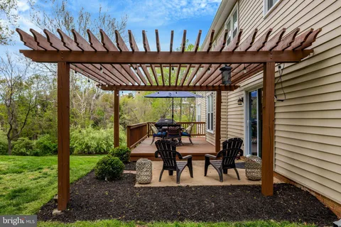 $1,500,000 | 1630 Lozano Drive, Vienna, VA 22182