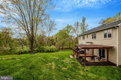 $1,500,000 | 1630 Lozano Drive, Vienna, VA 22182