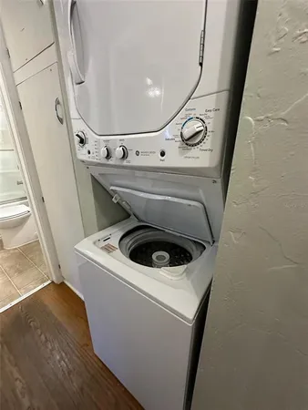 $2,100 | 780 27th Avenue North, St. Petersburg, FL 33704
