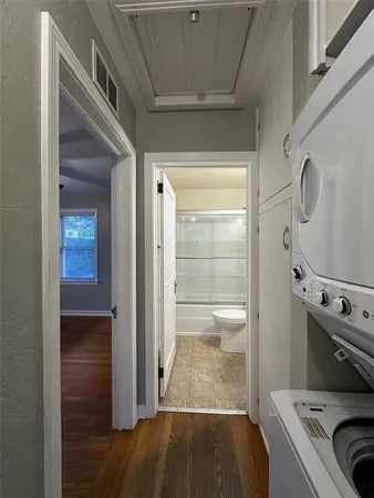 $2,100 | 780 27th Avenue North, St. Petersburg, FL 33704