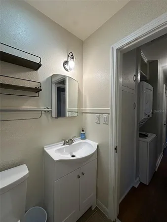 $2,100 | 780 27th Avenue North, St. Petersburg, FL 33704