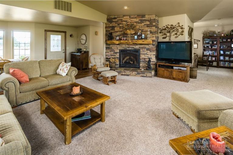 5800 South W Haddock Road Terrebonne, OR 97760 - Photo 2 of 25 Additional Photo